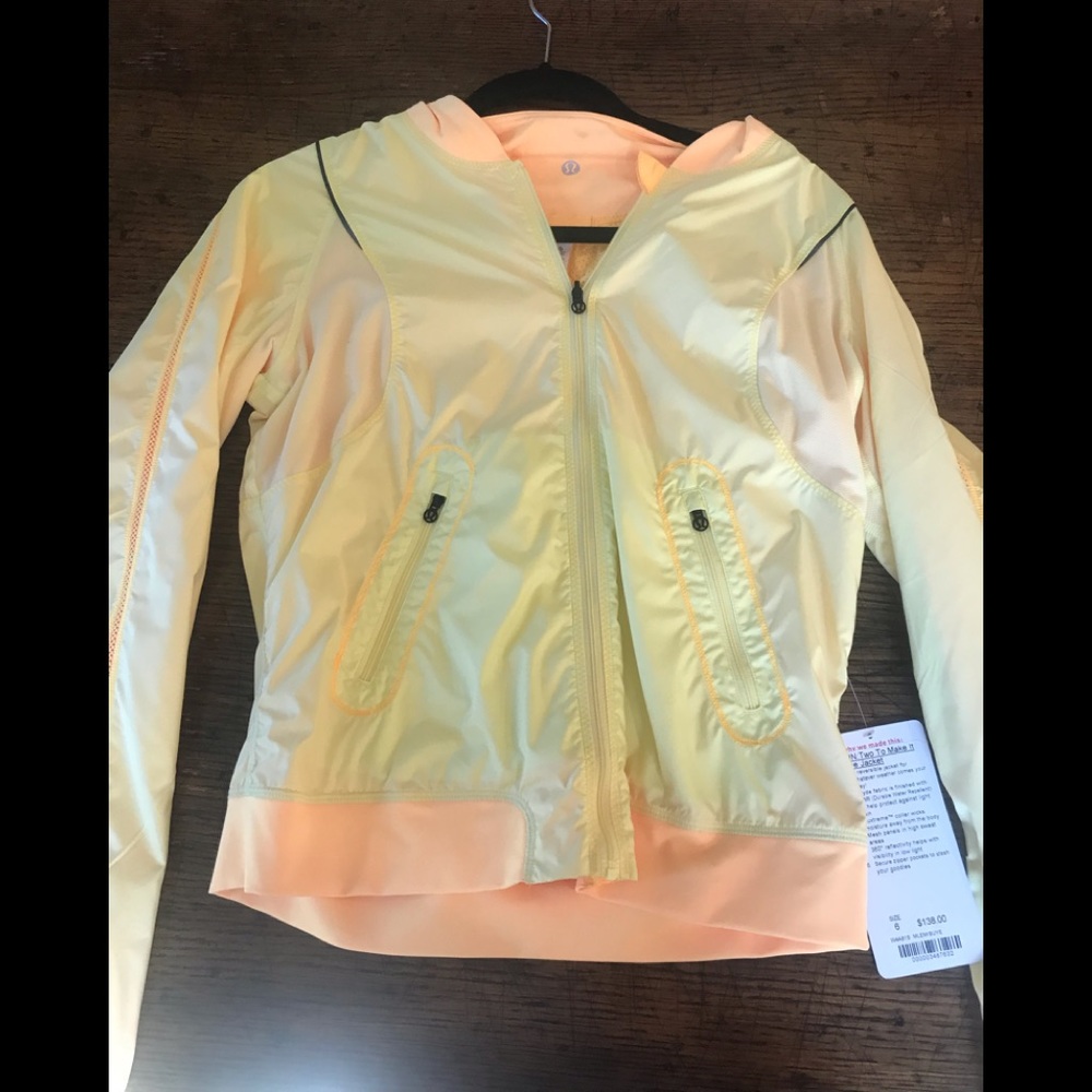 Lululemon Run Two to make it jacket size 6